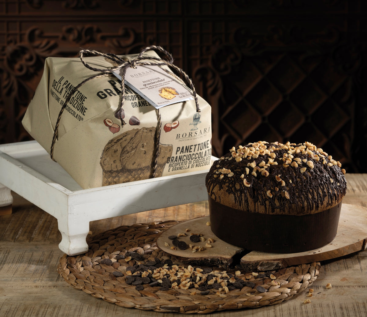 Borsari Gran Cioccolato Christmas panettone in gift box with handle