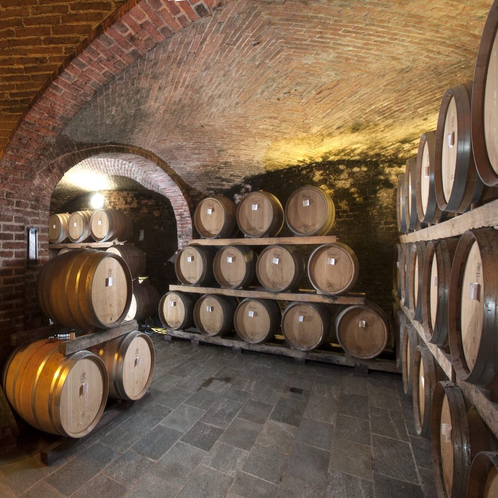 Monchiero Carbone cellar - Tita Italian