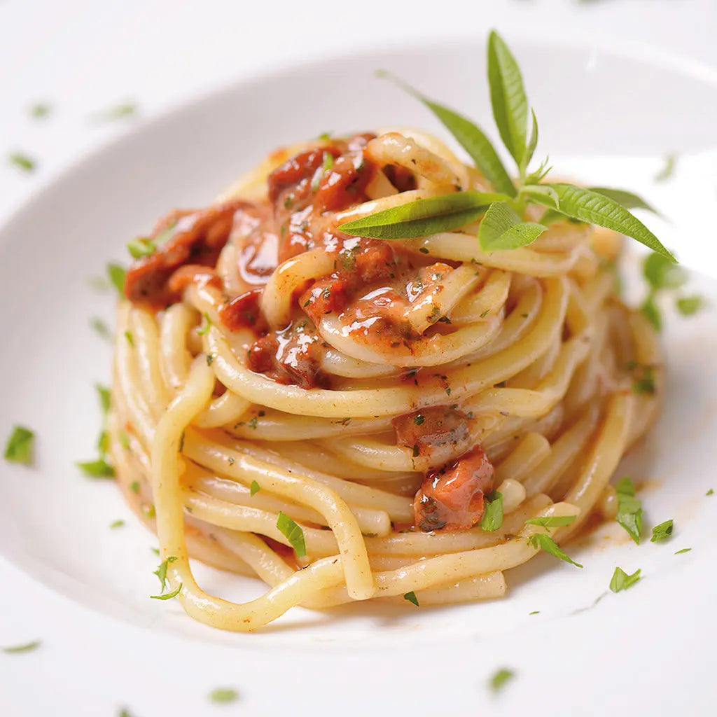Spaghetti with Sea Urchin Pulp -Tita Italian